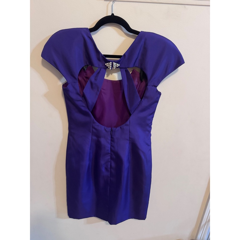 Vintage En Francais Huey Waltzer Purple Satin Cocktail Dress Pearl Detail Sz 8 - Picture 3 of 9